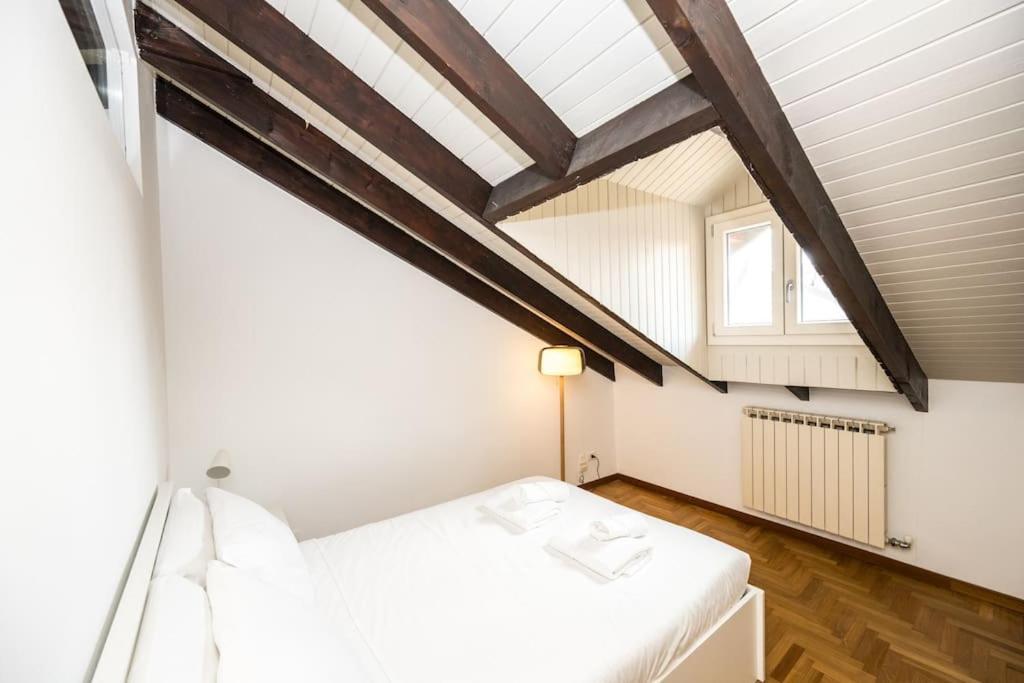 Wonderfull Two Floors Apartment Navigli 밀라노 외부 사진