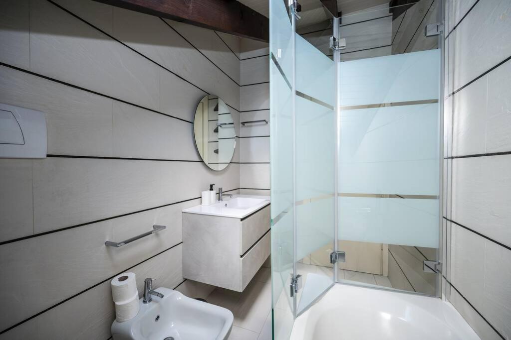 Wonderfull Two Floors Apartment Navigli 밀라노 외부 사진